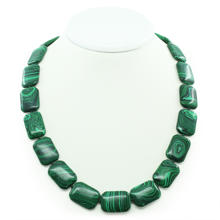 Бусы из малахита