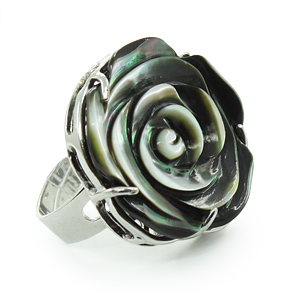 кольцо из перламутра