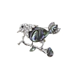 Брошь "Птичка" со вставками из гелиотиса и ювелирного сплава